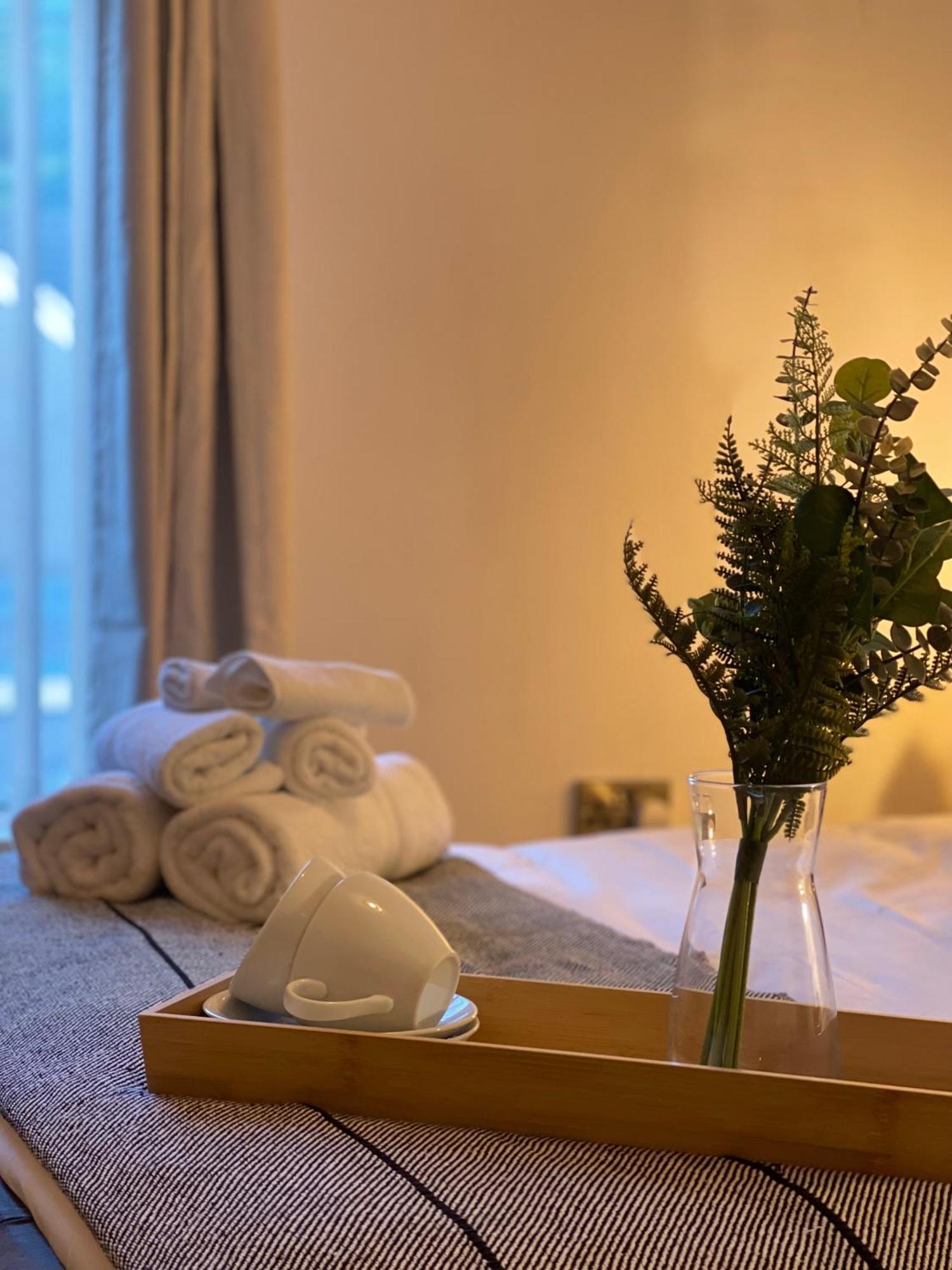 Ilayda Stays - 22 Alexandra Street Port Talbot Ngoại thất bức ảnh